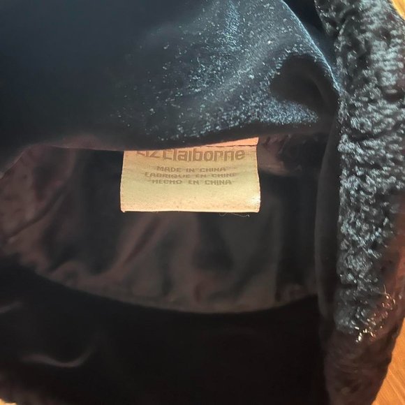 Liz Clairbone Vintage Black Fuzzy Buckethat glamorous - Picture 2 of 2